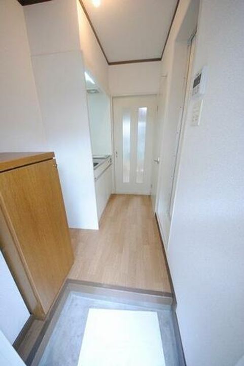 コーポ牧の玄関