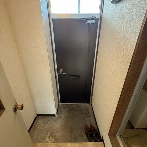 グリーンハイツEMU2の玄関