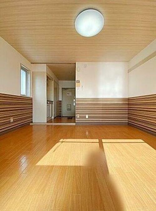 原スイートハウスの居間