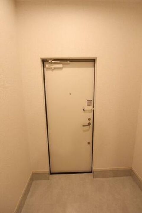 フォレ・リヴィエールの玄関