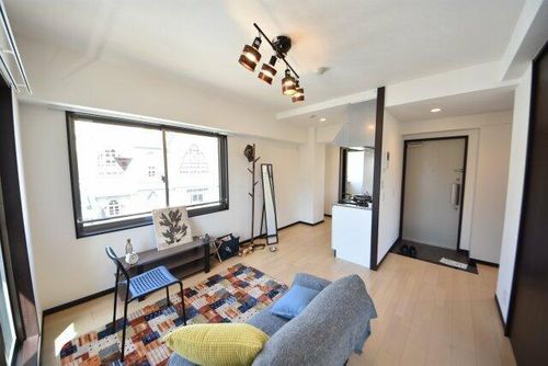 兵庫県神戸市中央区北長狭通7丁目(マンション)の賃貸物件の居間