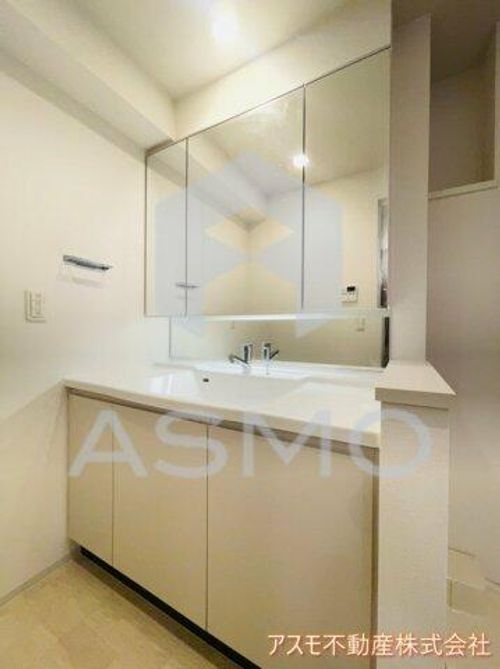 OPUS RESIDENCE SHINSAIBASHI SOUTHの内装