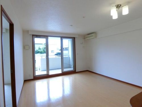 キャッスルハイツ蒲郡竹島105の内装