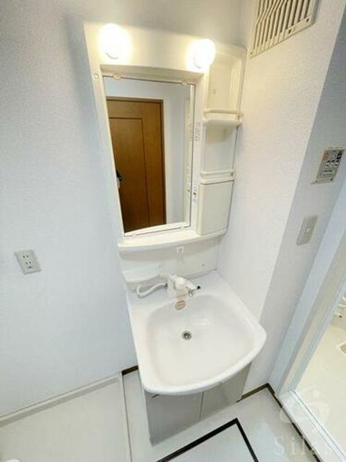 兵庫県洲本市桑間(アパート)の賃貸物件の内装