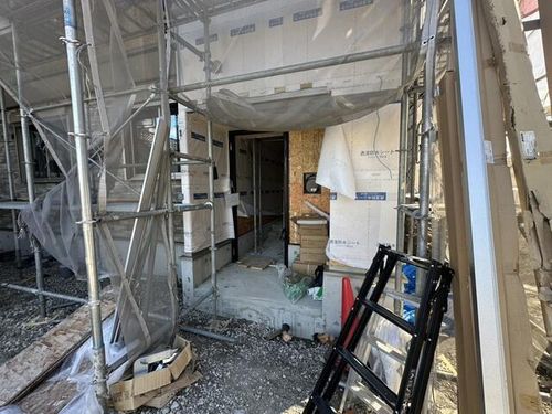 クローバーノワールの玄関