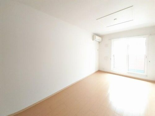 アザレアコートの居間