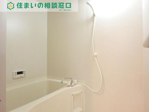 愛知県岡崎市鴨田町字荒子(アパート)の賃貸物件の風呂