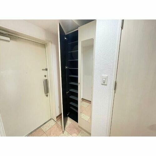 Raffine名駅南の玄関