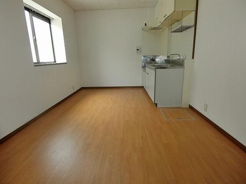 パース湊川103の内装
