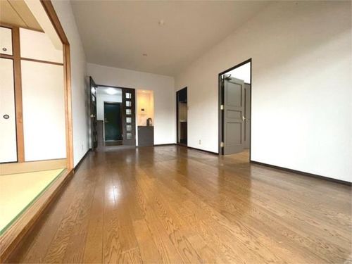 福岡県北九州市八幡西区瀬板1丁目(マンション)の賃貸物件の居間