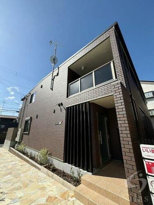 Garden 浜プラスの玄関