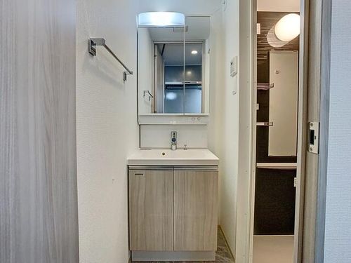 アドバンス三宮パルマ1102の内装