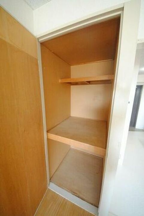 コルザ河村の内装