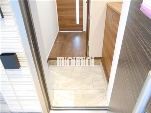 ダイヤモンドヒルズ新川の玄関