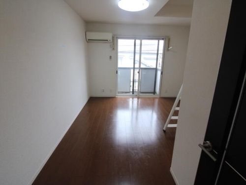 ビクトワールの居間