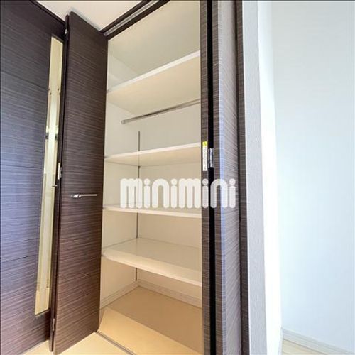 セノアタワー泉の内装