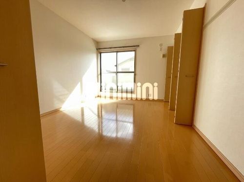 ファーストシーズンの居間