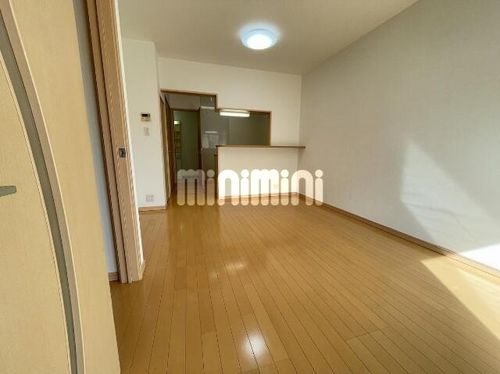 ファーストシーズンのその他画像