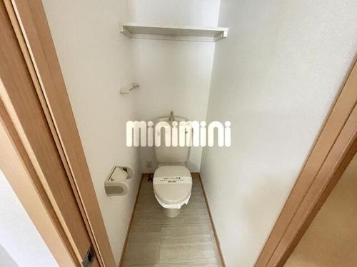 ファーストシーズンの内装