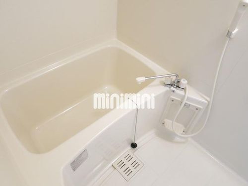 アンプルール リーブル 秀Ⅱの風呂