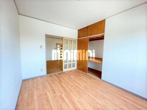 リバーサイド丹羽の居間