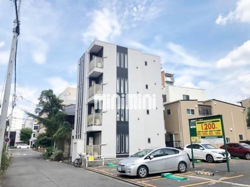 フェリーク新栄の外観