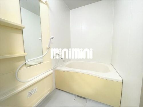 メゾン四季 B棟の風呂