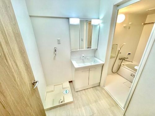 エレガンスタカネの内装