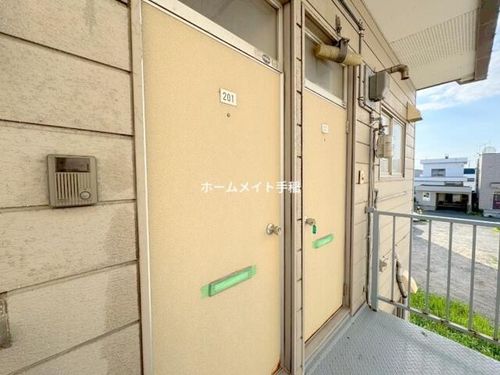 北海道札幌市手稲区前田五条14丁目(アパート)の賃貸物件の玄関