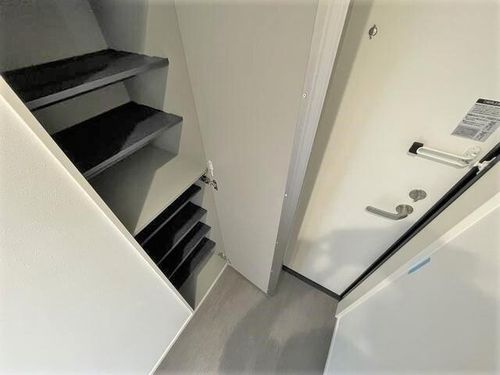 GRAND SMART山王101の玄関