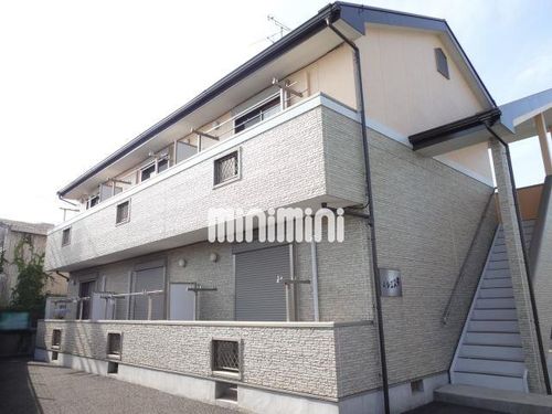 J・シェスタの外観