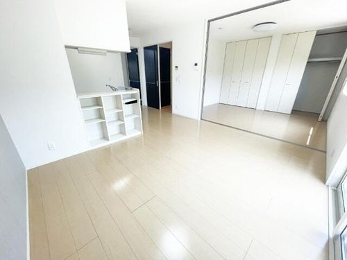 ディゴス八幡の居間