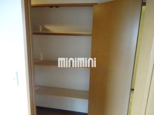 レージュ竜泉の内装