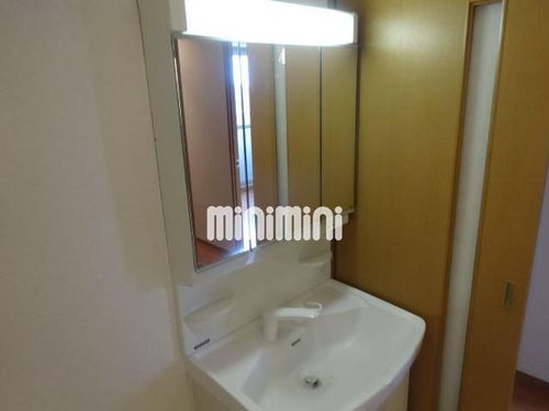 レージュ竜泉の内装