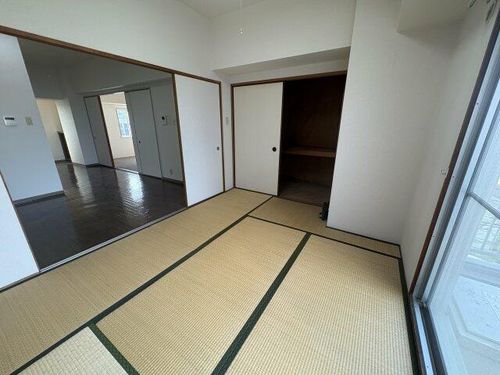 ファーストイン英賀保駅前305の内装