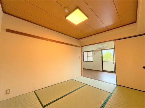 ジャルダン桜町の内装