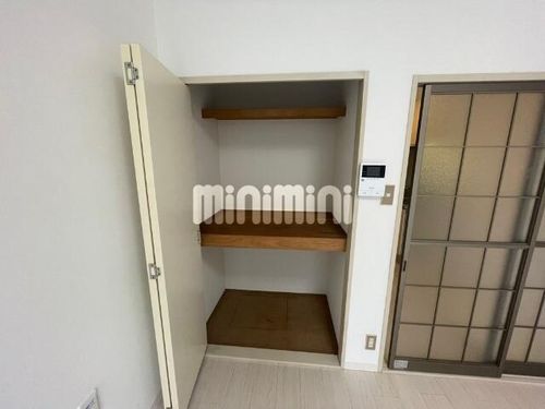 ニューコーポワシヅの内装