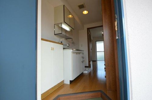 プレアール姫路山吹305の玄関