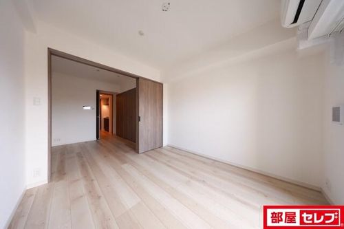 S-RESIDENCE上社aureate105の内装