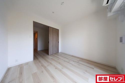 S-RESIDENCE上社aureate107の内装