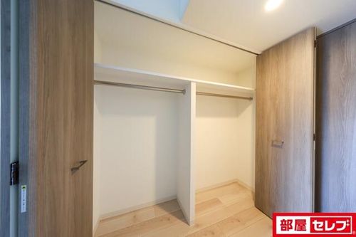 S-RESIDENCE上社aureate107の内装
