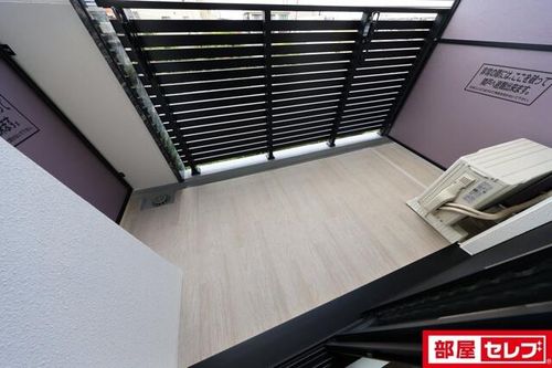 S-RESIDENCE上社aureate110の内装