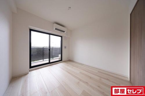 S-RESIDENCE上社aureate110の内装