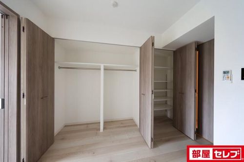 S-RESIDENCE上社aureate110の内装