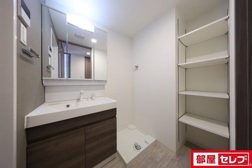 S-RESIDENCE上社aureate501の内装