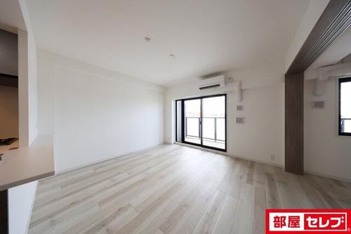 S-RESIDENCE上社aureate502の内装