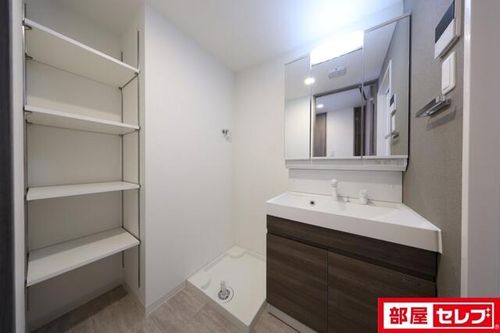 S-RESIDENCE上社aureate502の内装