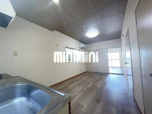 アメニティー春日井の居間