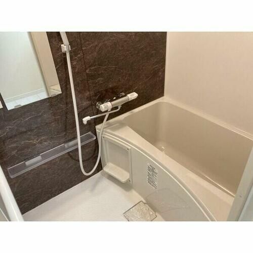 シャトーセルリアンMoriyama204の風呂