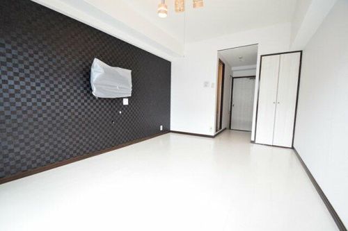 グリーンハイツ梅ヶ谷318の居間